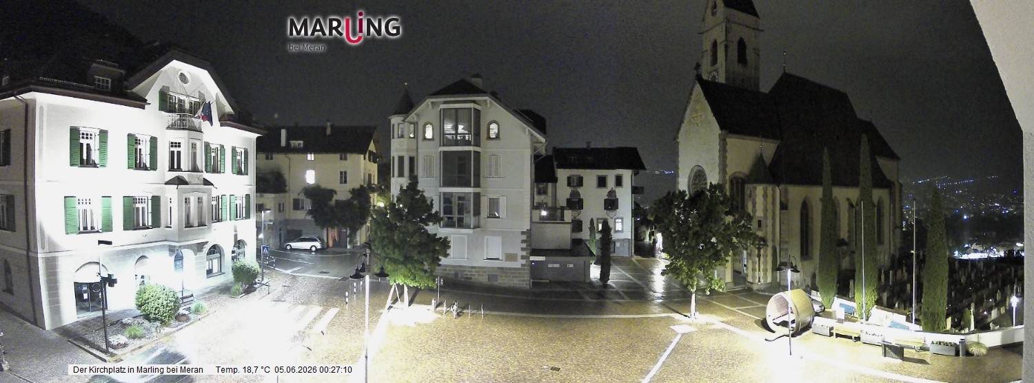 Archived image Webcam Marling - Piazza Chiesa