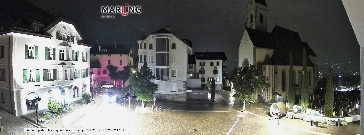Archived image Webcam Marling - Piazza Chiesa