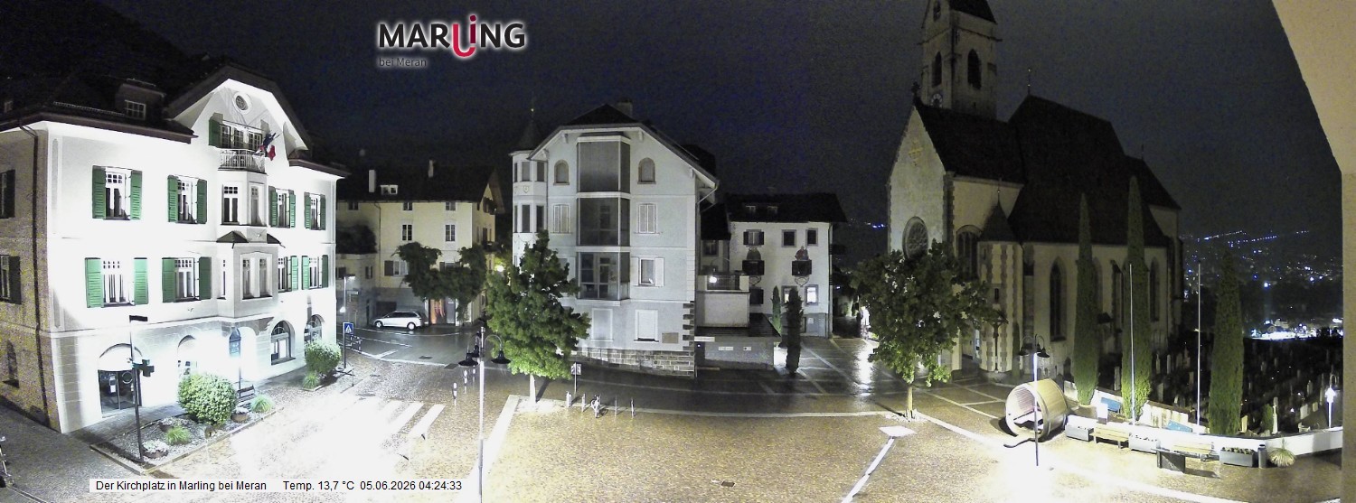 Archived image Webcam Marling - Piazza Chiesa