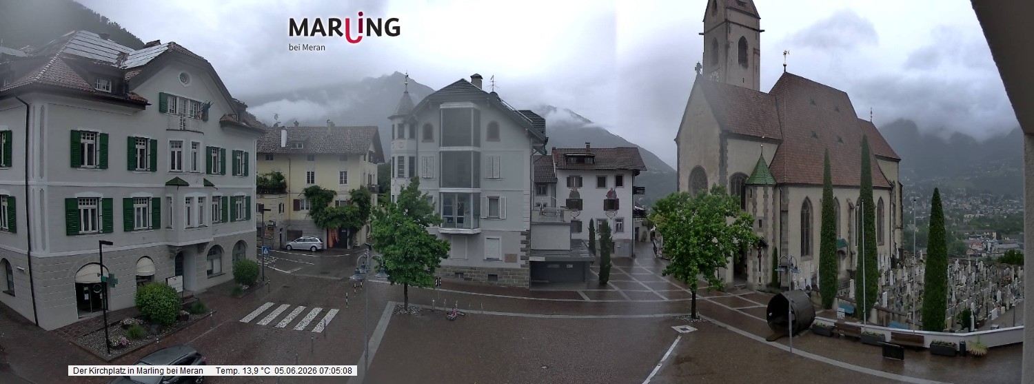 Archived image Webcam Marling - Piazza Chiesa
