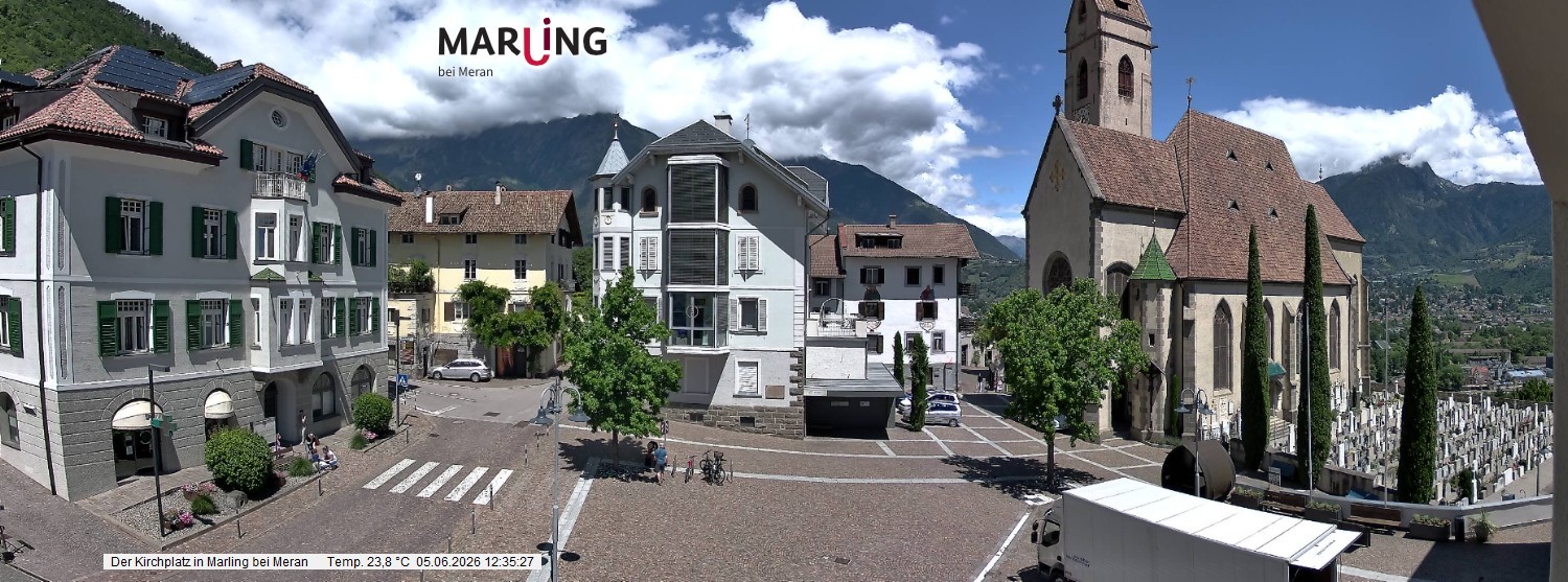 Archived image Webcam Marling - Piazza Chiesa