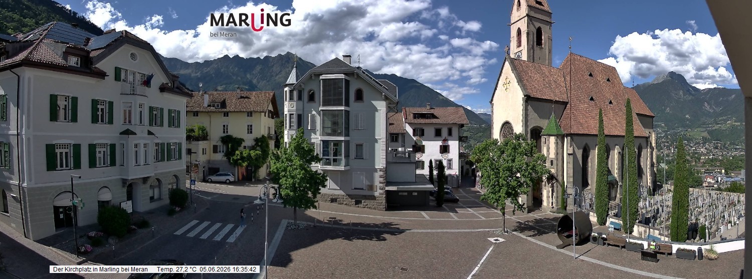 Archived image Webcam Marling - Piazza Chiesa
