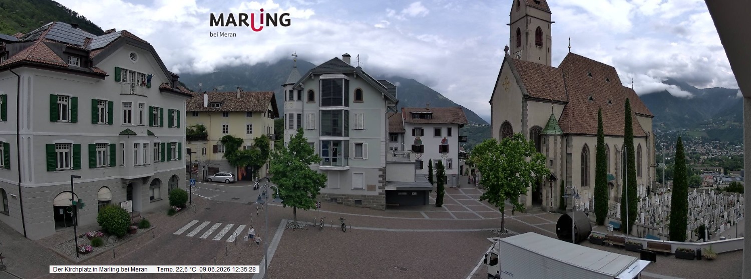 Archiv Foto Webcam Pfarrkirche Maria Himmelfahrt Marling