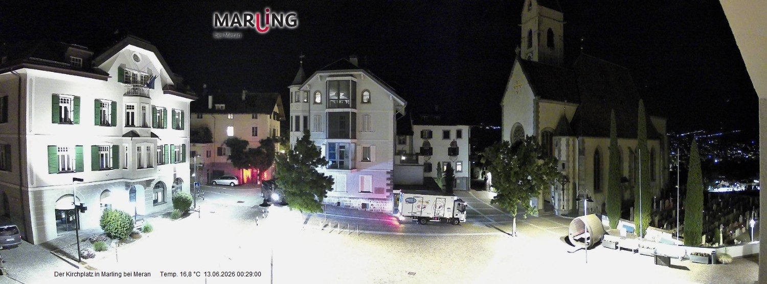 Archived image Webcam Marling - Piazza Chiesa