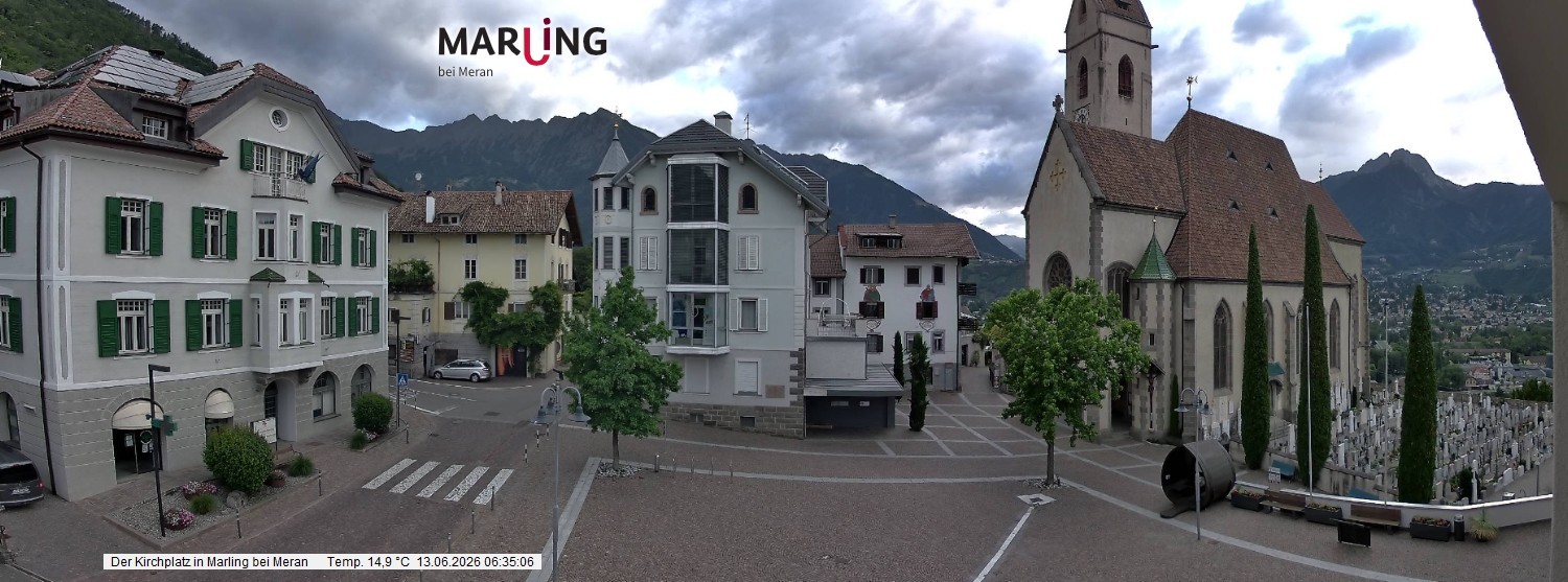 Archived image Webcam Marling - Piazza Chiesa