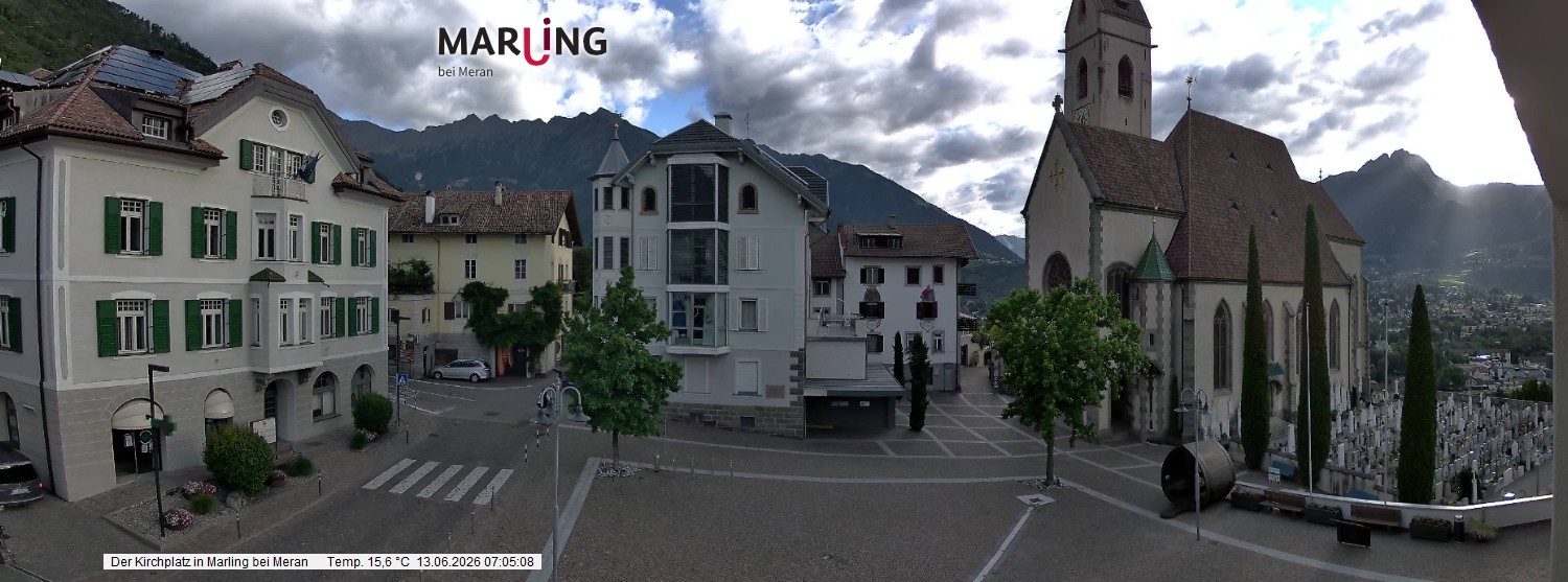 Archived image Webcam Marling - Piazza Chiesa