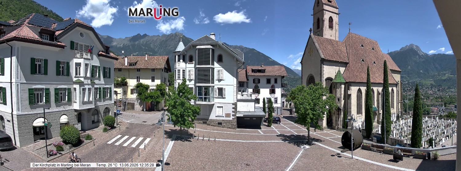 Archived image Webcam Marling - Piazza Chiesa