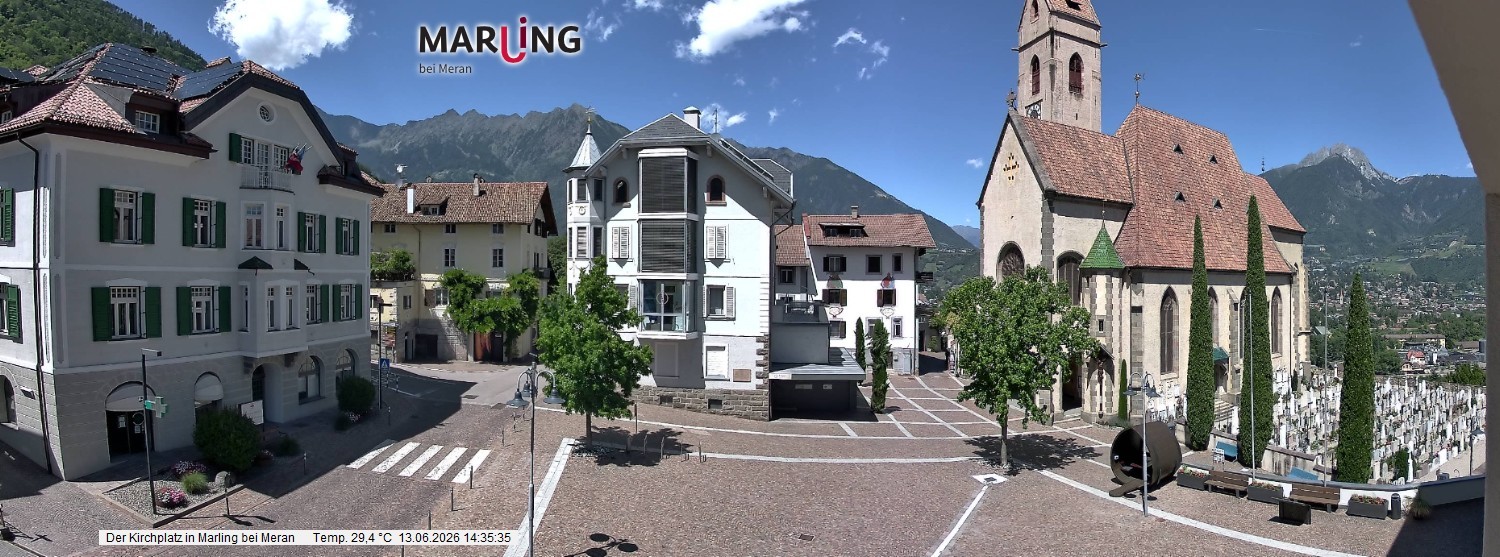 Archived image Webcam Marling - Piazza Chiesa