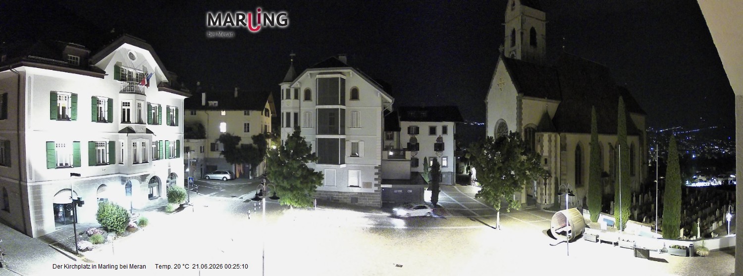 Archived image Webcam Marling - Piazza Chiesa