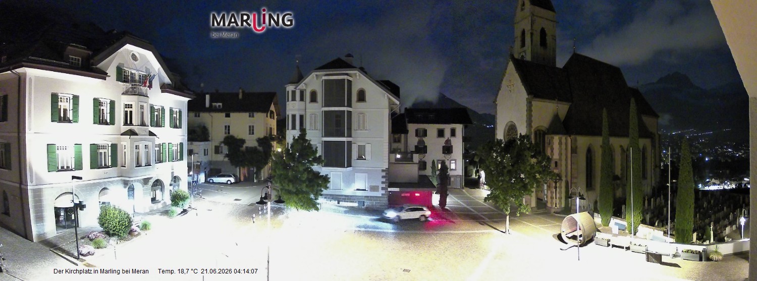 Archived image Webcam Marling - Piazza Chiesa