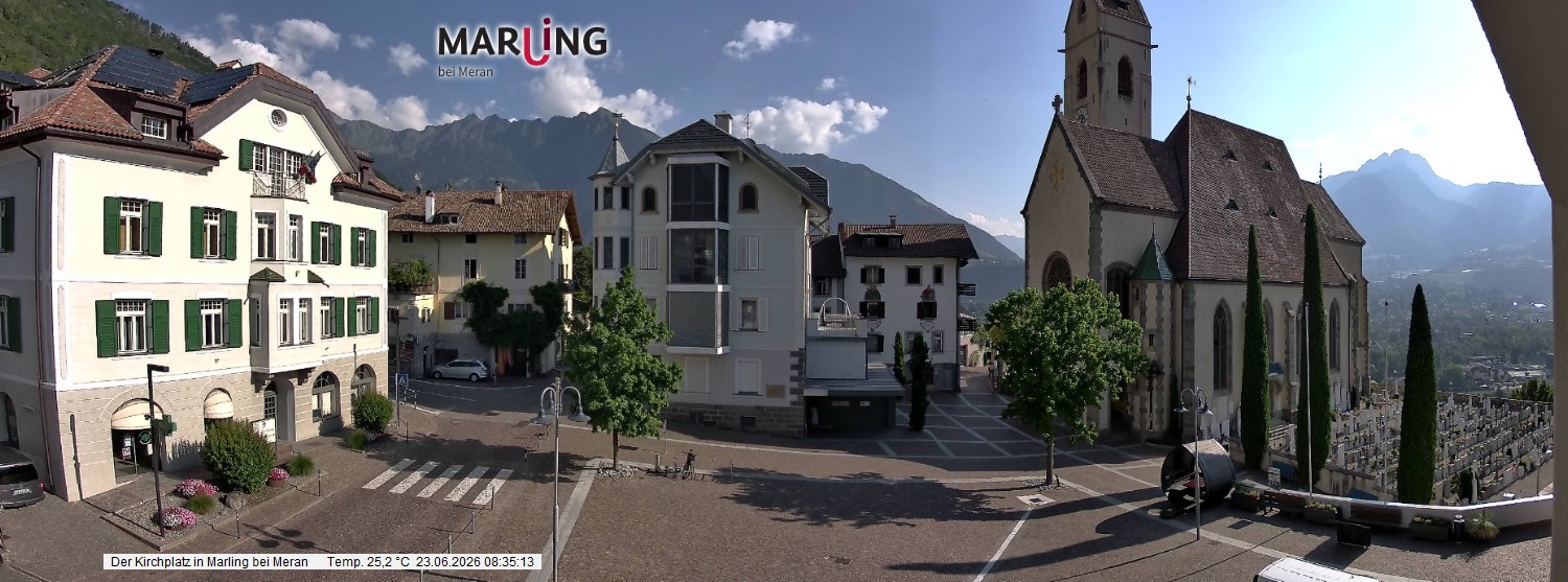 Archived image Webcam Marling - Piazza Chiesa