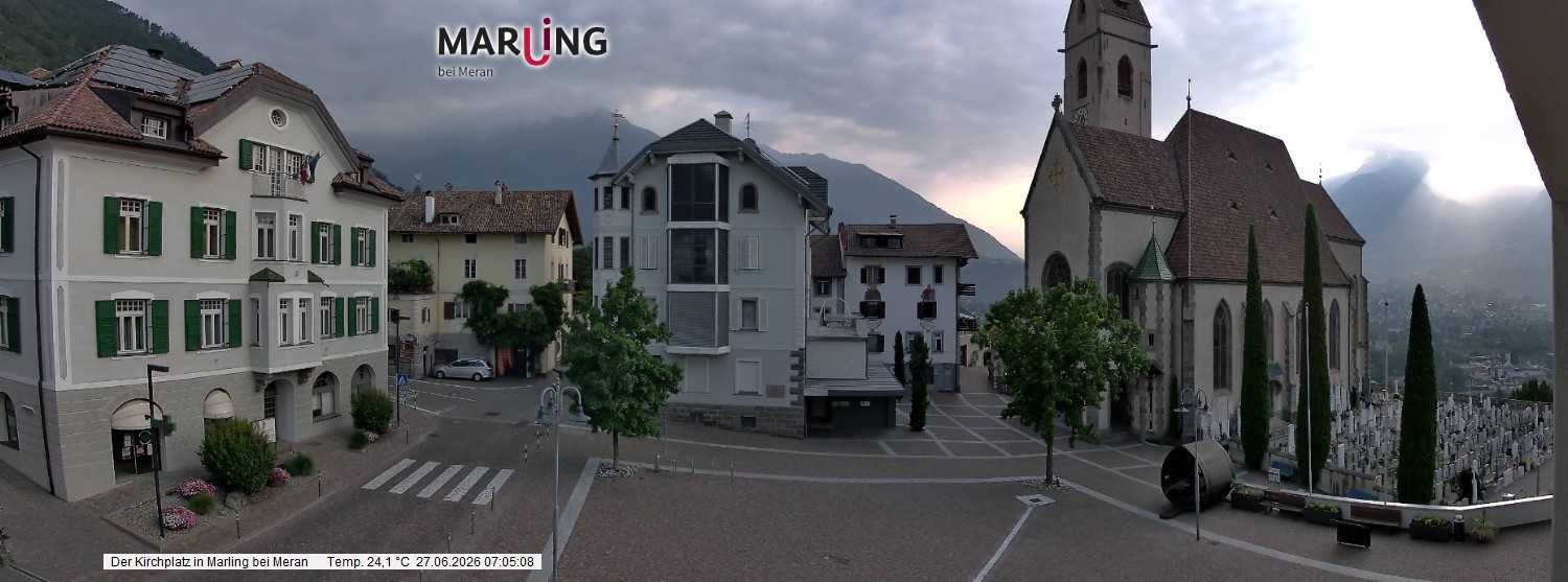 Archived image Webcam Marling - Piazza Chiesa
