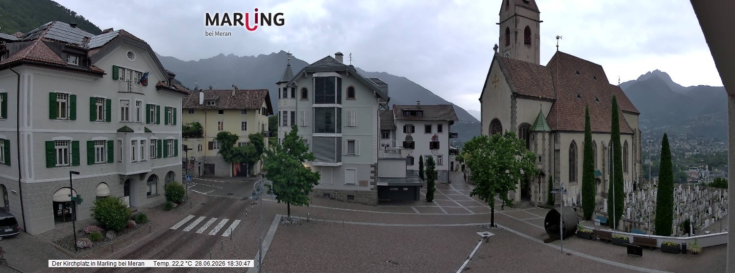 Archived image Webcam Marling - Piazza Chiesa