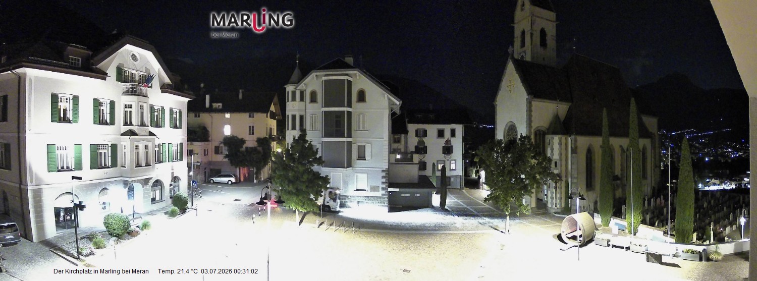 Archived image Webcam Marling - Piazza Chiesa