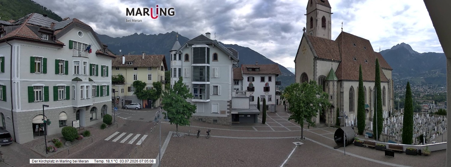 Archived image Webcam Marling - Piazza Chiesa