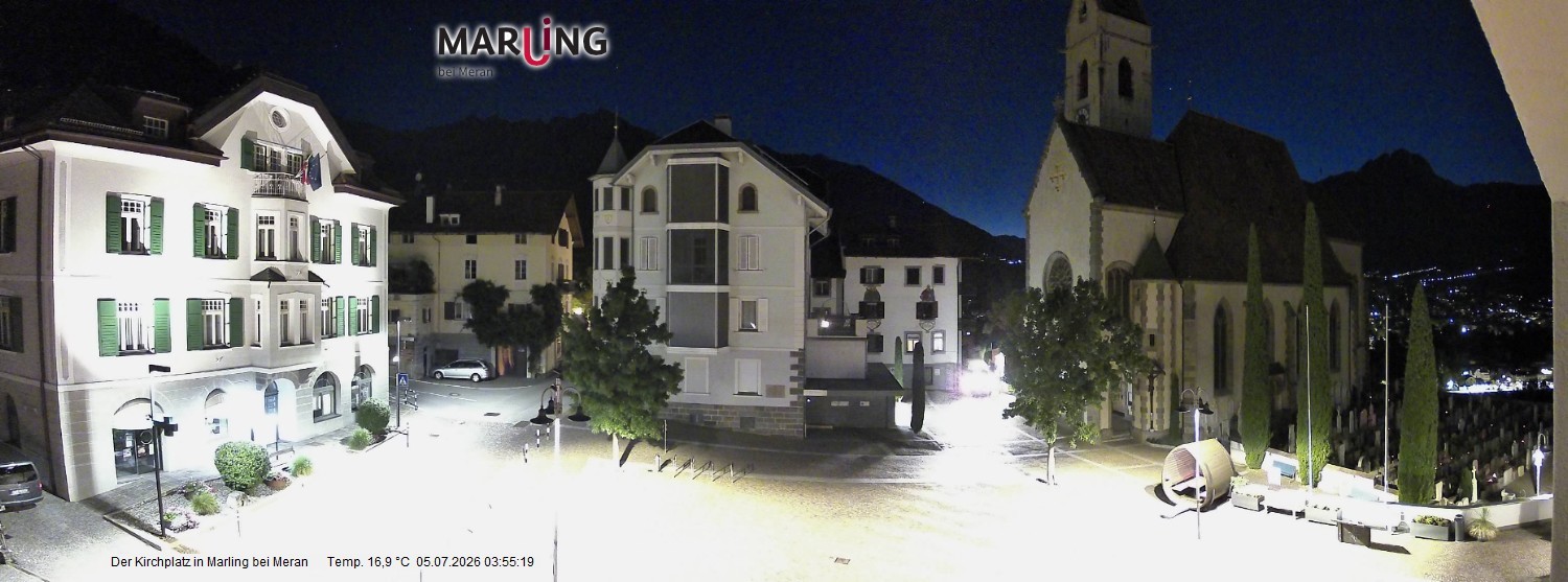 Archived image Webcam Marling - Piazza Chiesa