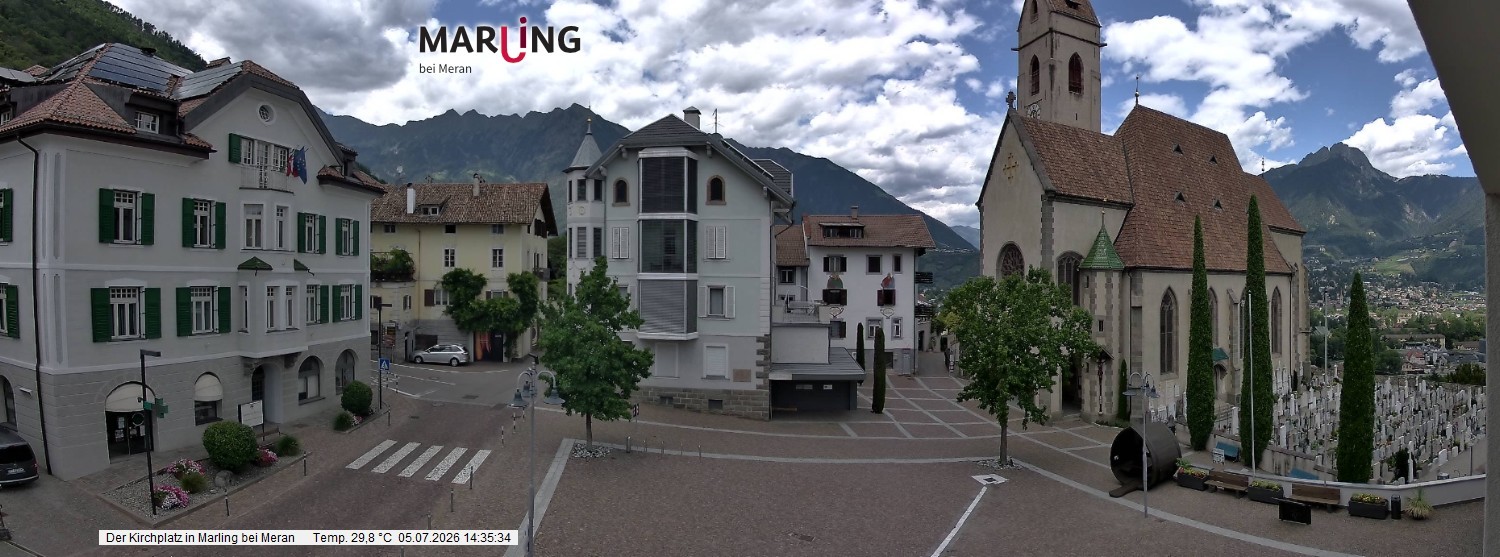 Archived image Webcam Marling - Piazza Chiesa