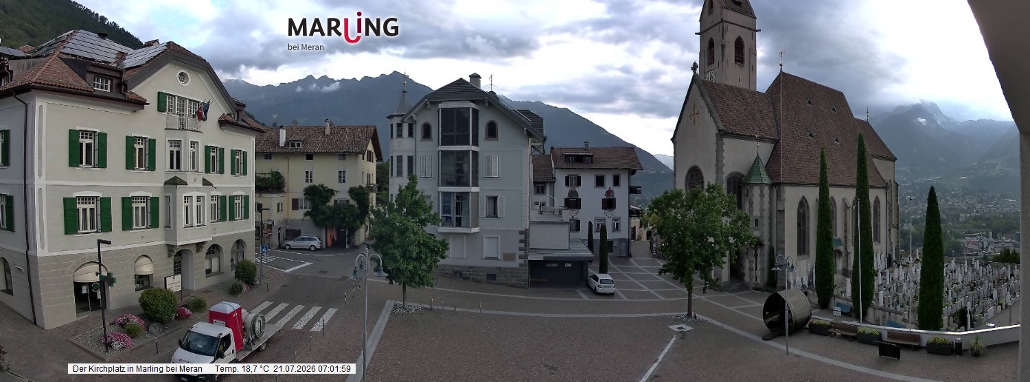 Archiv Foto Webcam Pfarrkirche Maria Himmelfahrt Marling