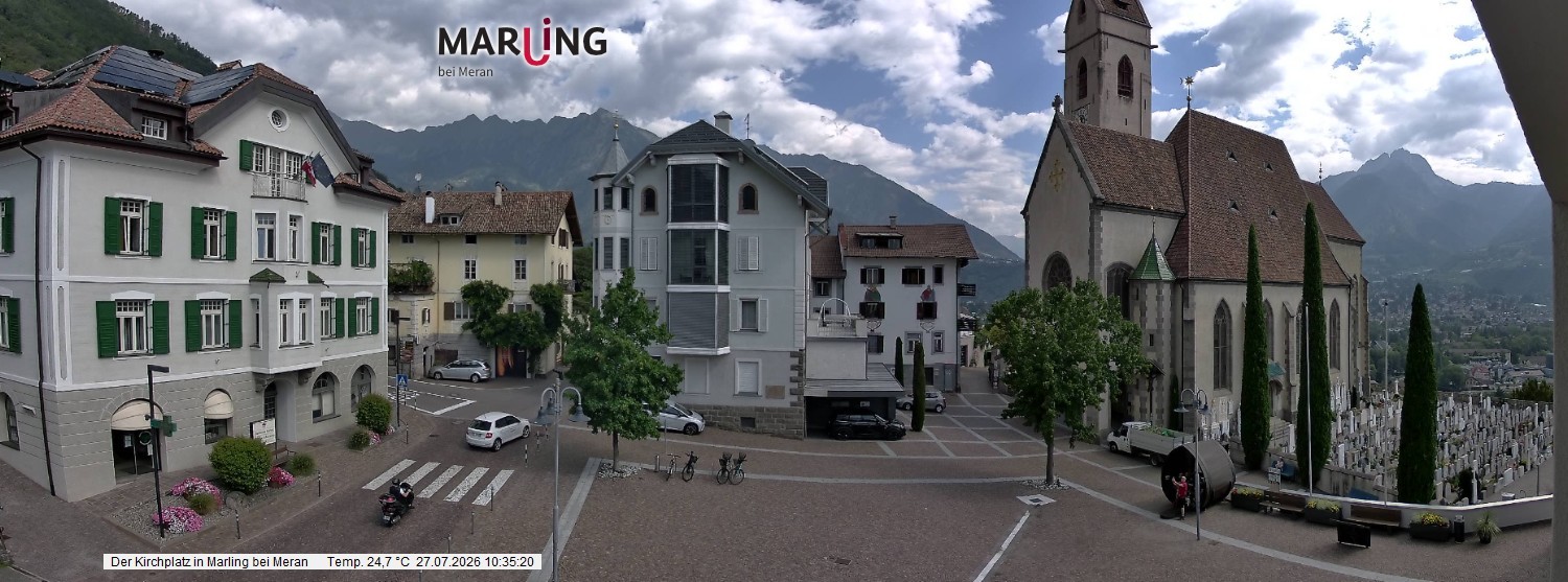 Archived image Webcam Marling - Piazza Chiesa