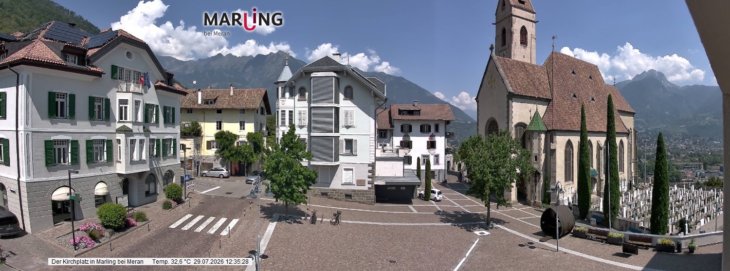 Archived image Webcam Marling - Piazza Chiesa