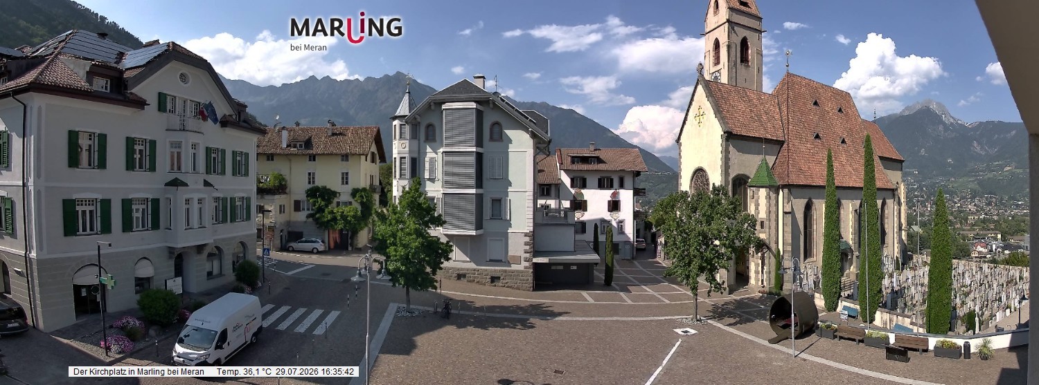 Archived image Webcam Marling - Piazza Chiesa
