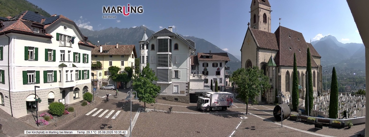 Archived image Webcam Marling - Piazza Chiesa