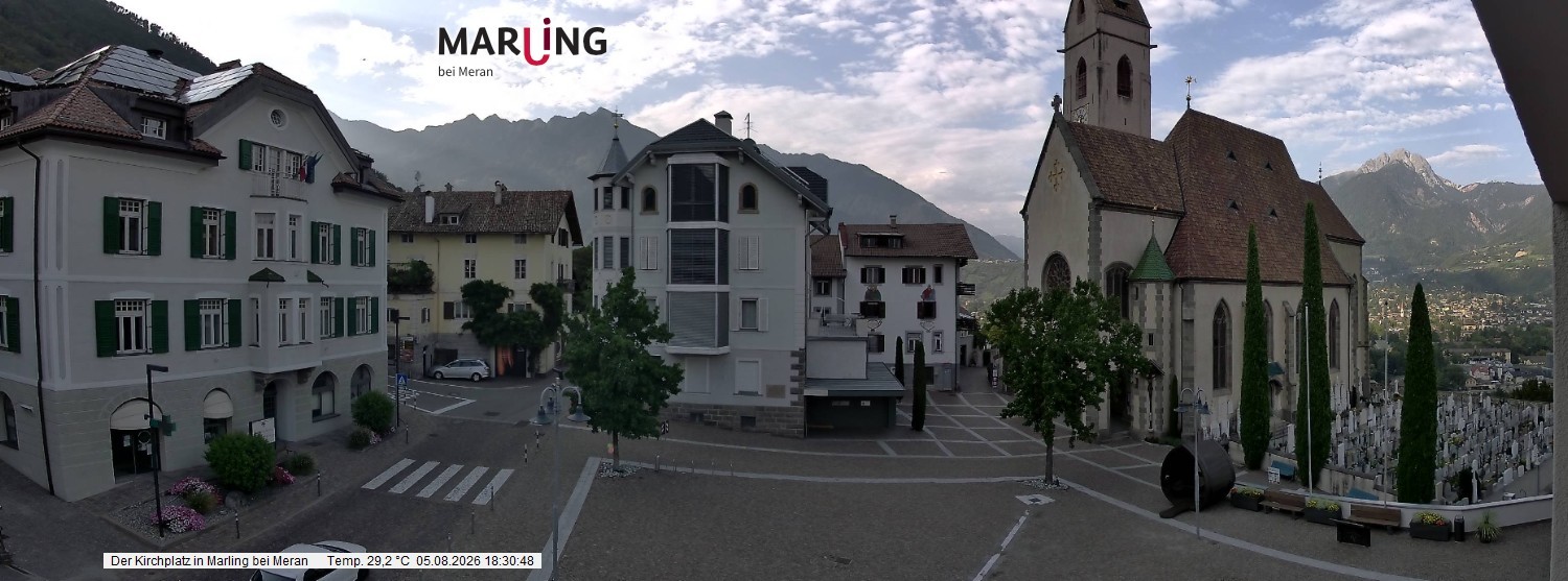 Archived image Webcam Marling - Piazza Chiesa