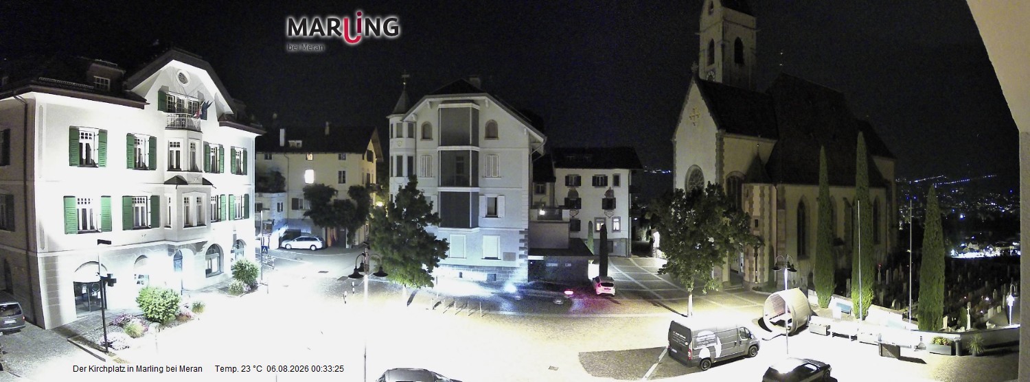 Archived image Webcam Marling - Piazza Chiesa