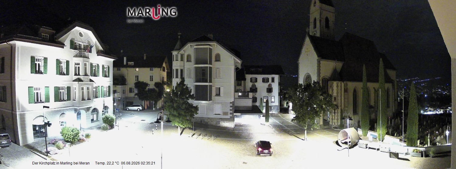 Archived image Webcam Marling - Piazza Chiesa