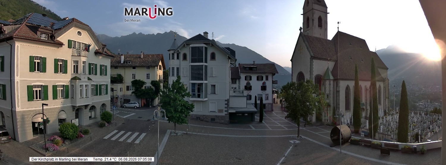 Archived image Webcam Marling - Piazza Chiesa
