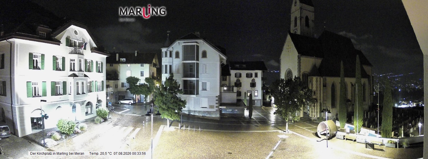 Archived image Webcam Marling - Piazza Chiesa