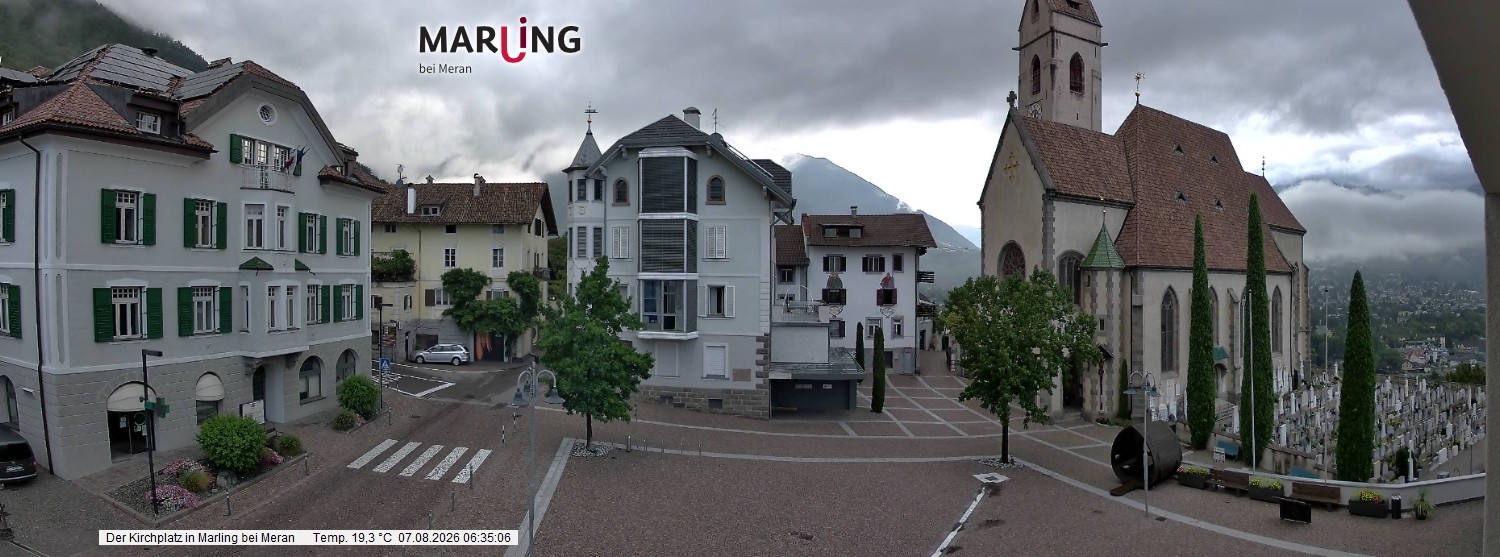 Archived image Webcam Marling - Piazza Chiesa