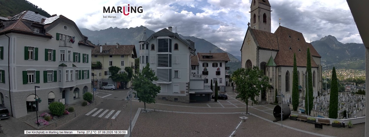 Archived image Webcam Marling - Piazza Chiesa