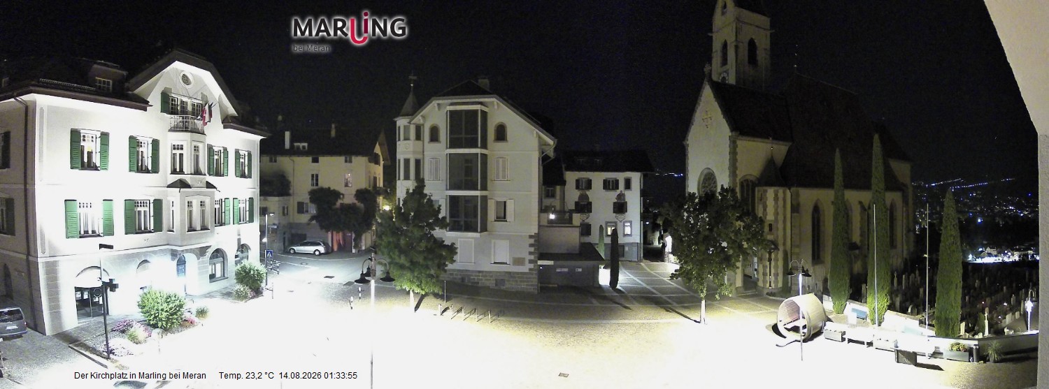 Archived image Webcam Marling - Piazza Chiesa