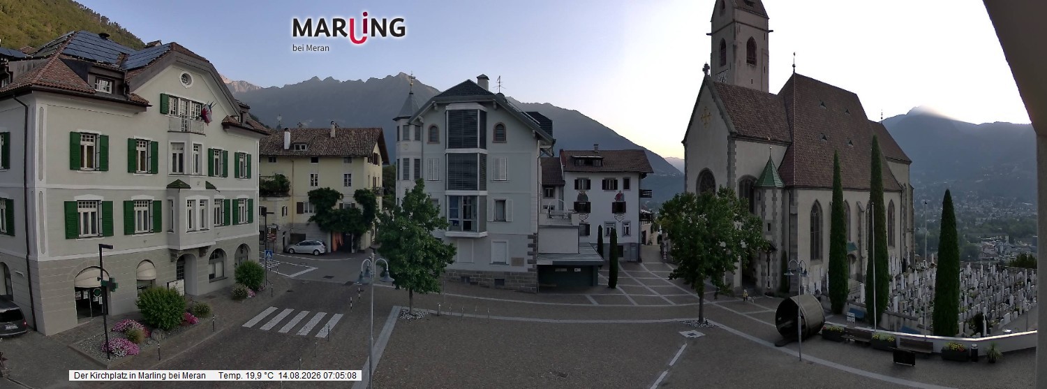 Archived image Webcam Marling - Piazza Chiesa