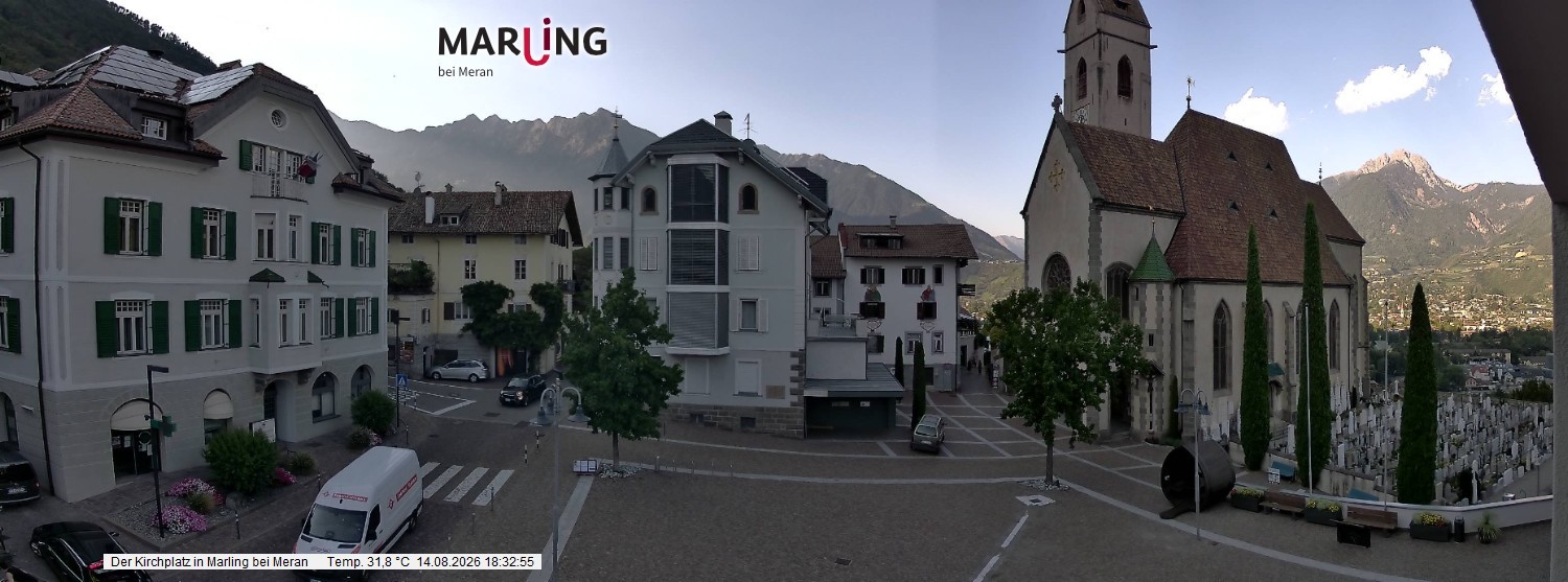 Archived image Webcam Marling - Piazza Chiesa