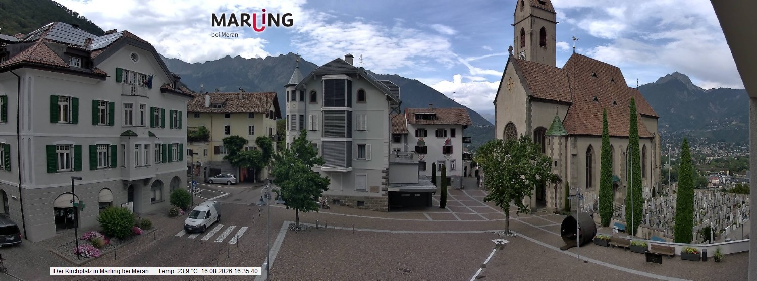 Archived image Webcam Marling - Piazza Chiesa