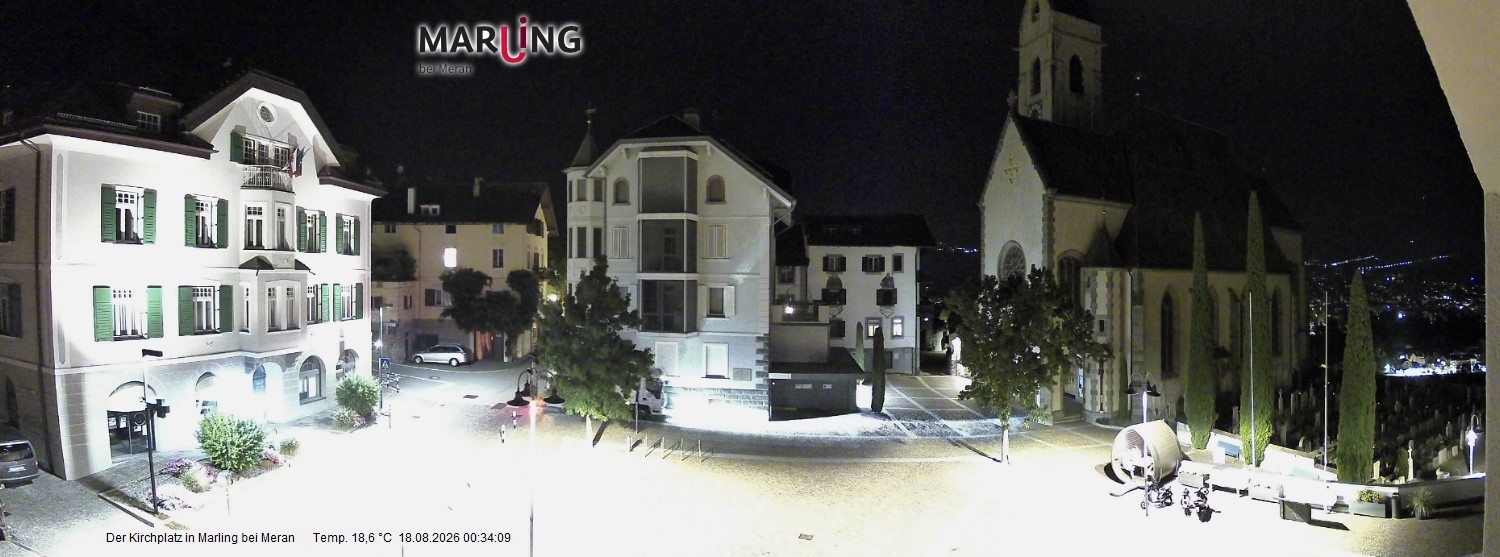 Archived image Webcam Marling - Piazza Chiesa