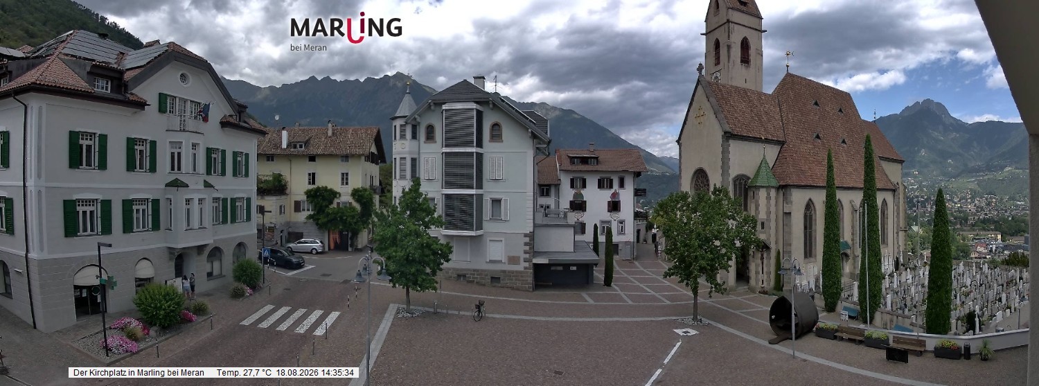 Archived image Webcam Marling - Piazza Chiesa