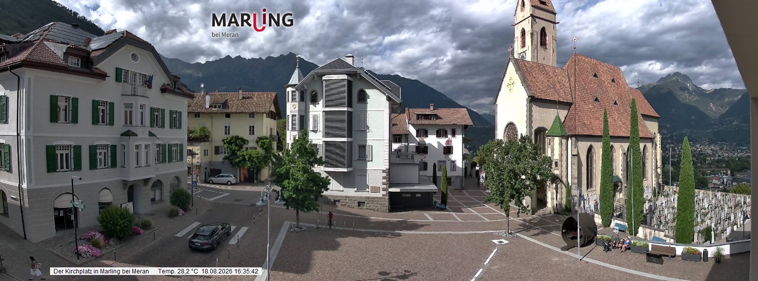 Archived image Webcam Marling - Piazza Chiesa