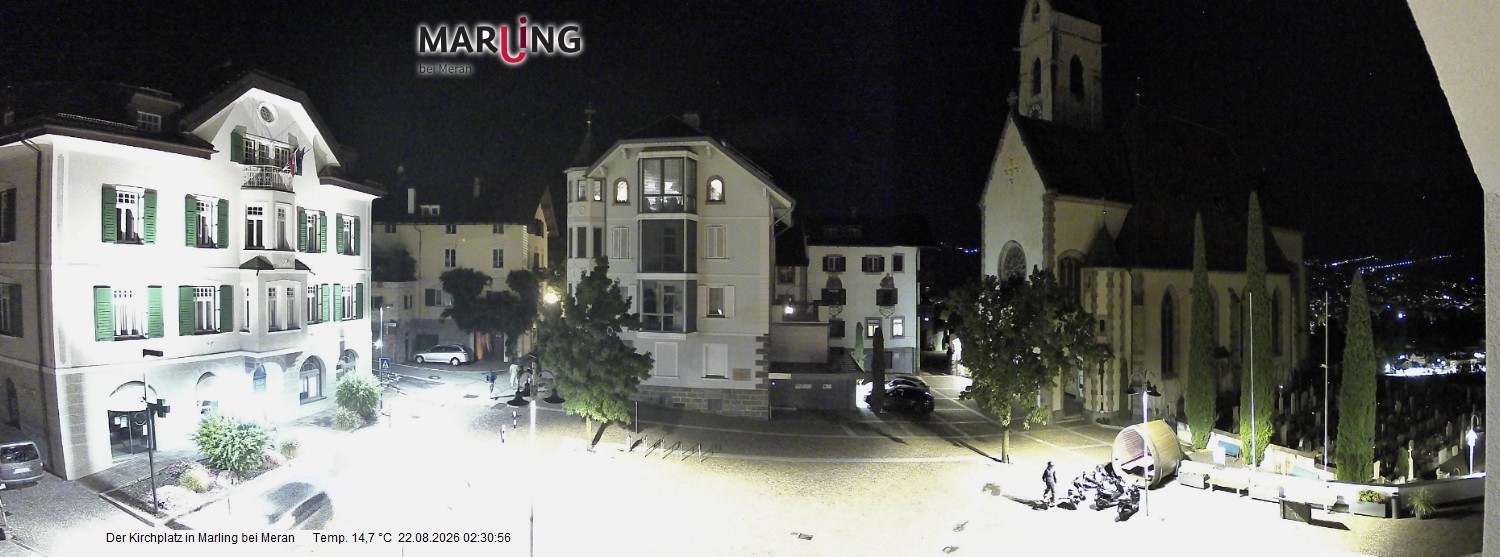 Archived image Webcam Marling - Piazza Chiesa