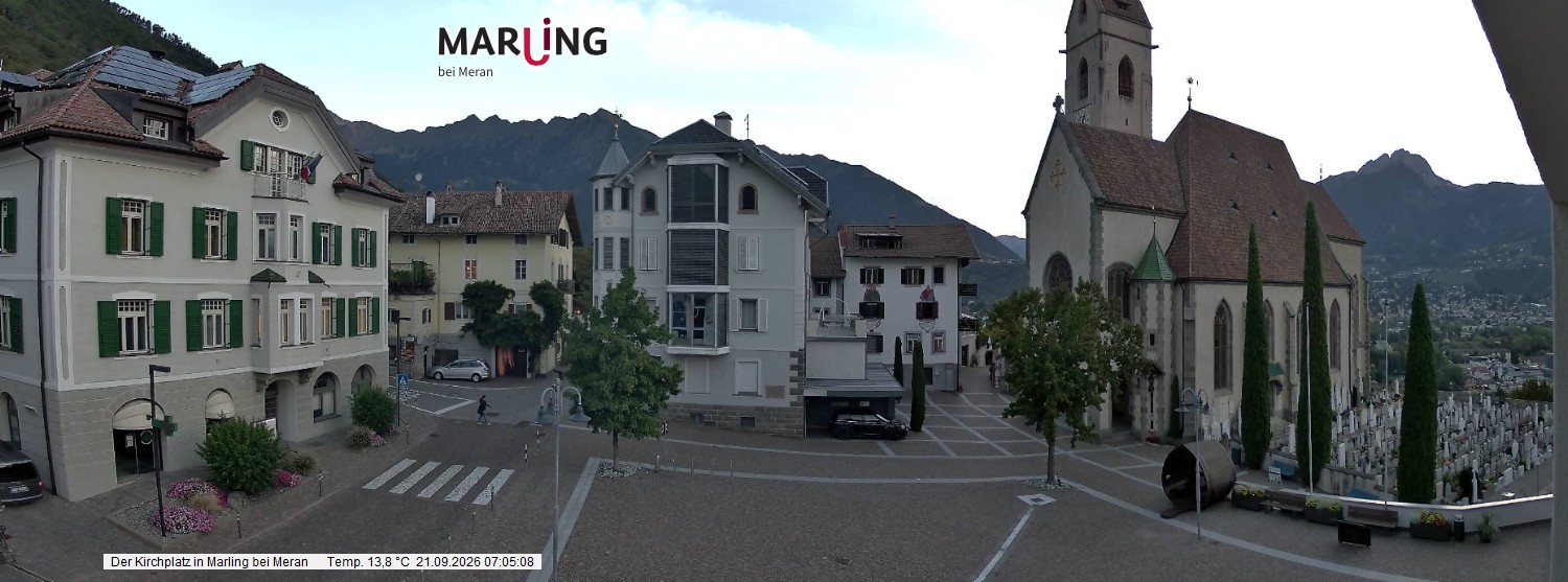 Archived image Webcam Marling - Piazza Chiesa