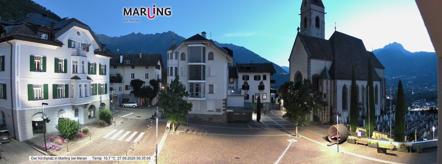 Archived image Webcam Marling - Piazza Chiesa