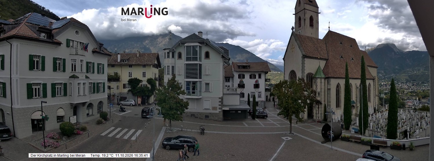 Archived image Webcam Marling - Piazza Chiesa