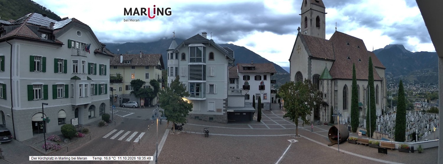 Archived image Webcam Marling - Piazza Chiesa