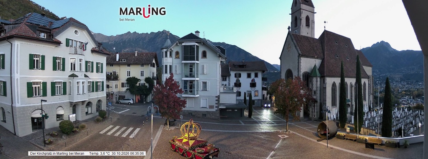 Archived image Webcam Marling - Piazza Chiesa