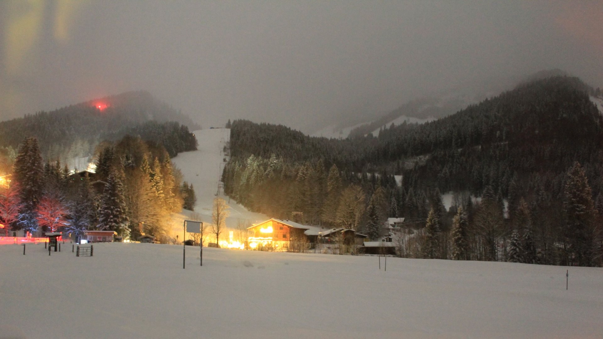 Archiv Foto Webcam Unken: Heutal Bergstation