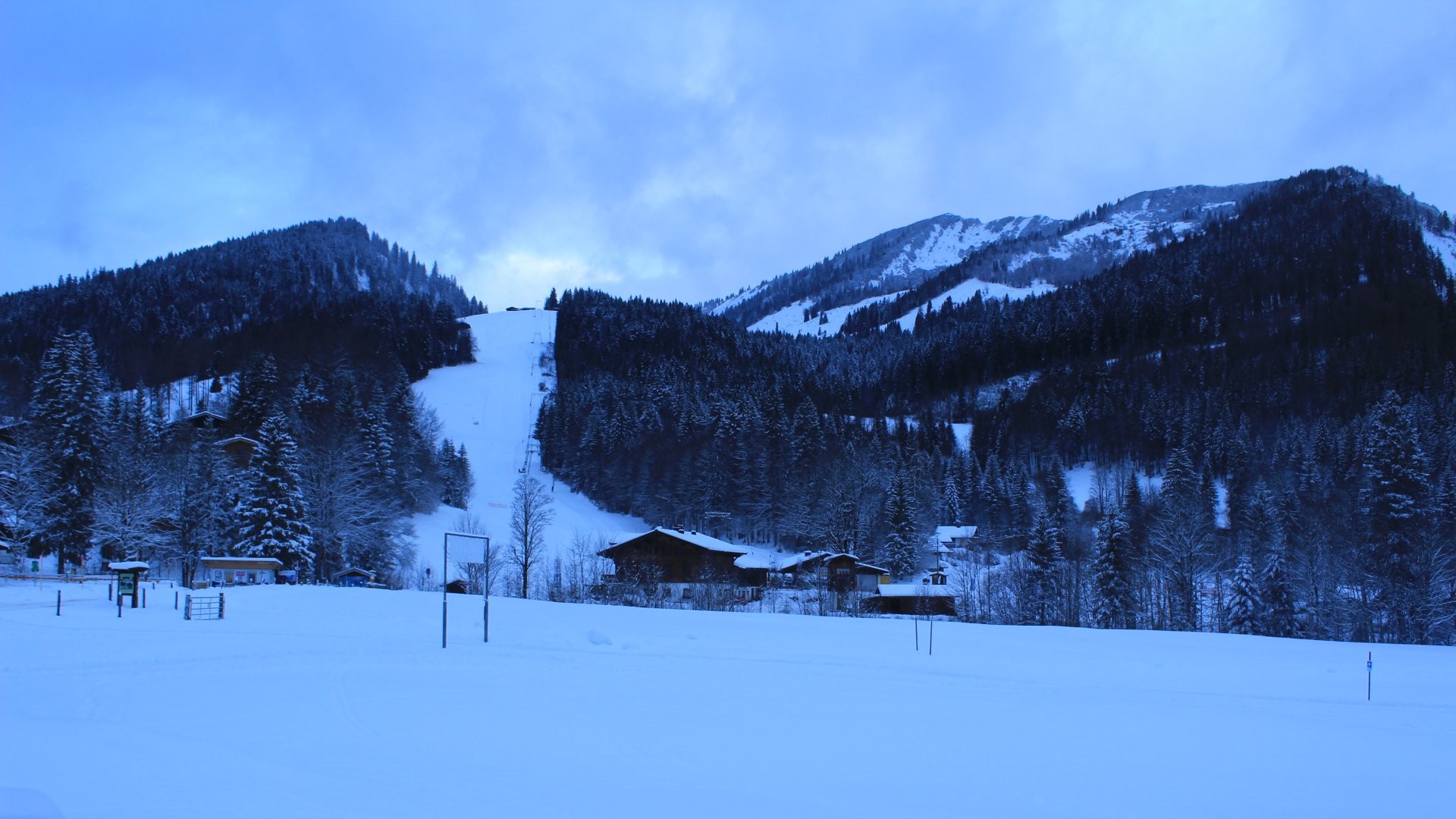 Archiv Foto Webcam Unken: Heutal Bergstation