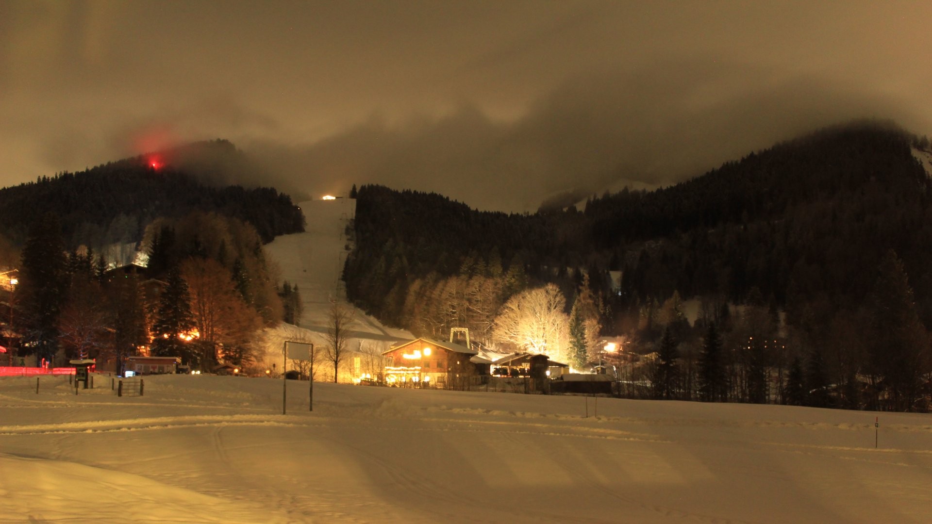 Archiv Foto Webcam Unken: Heutal Bergstation