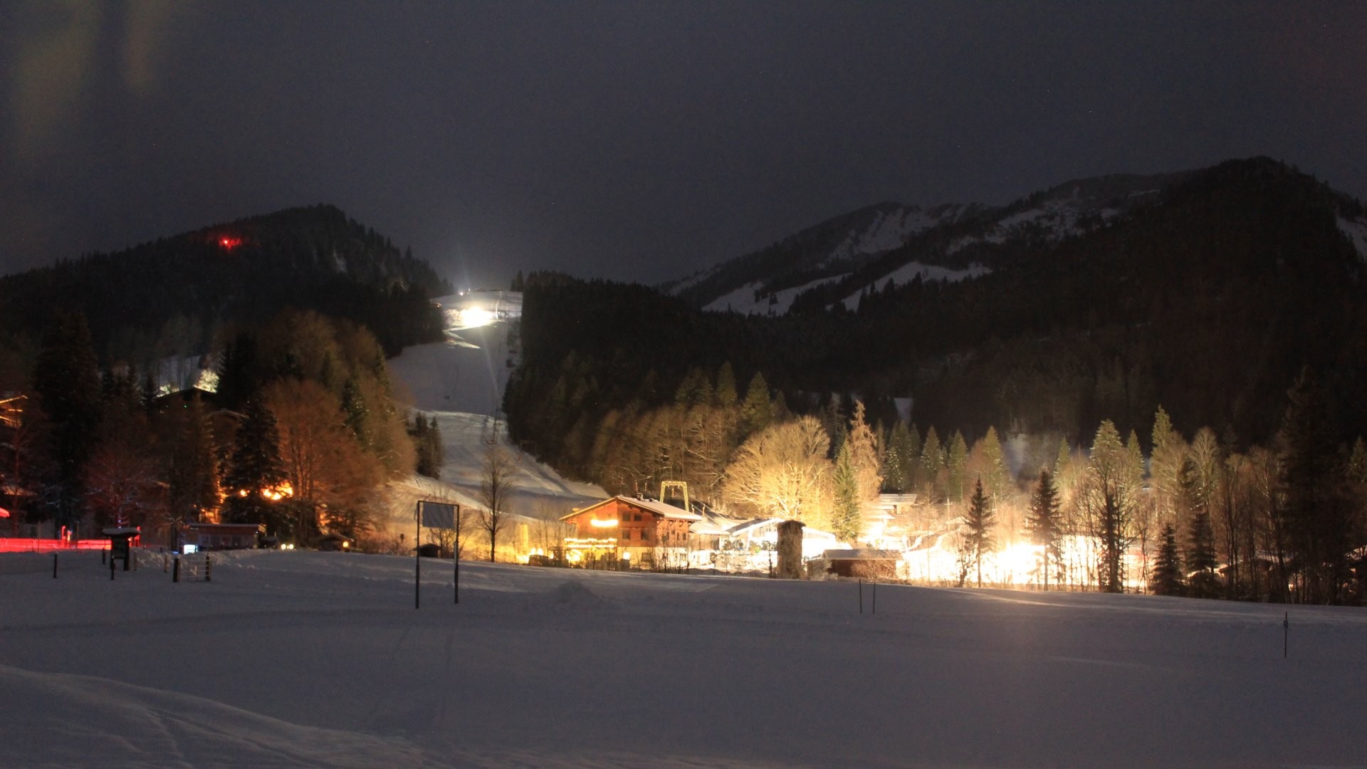 Archiv Foto Webcam Unken: Heutal Bergstation